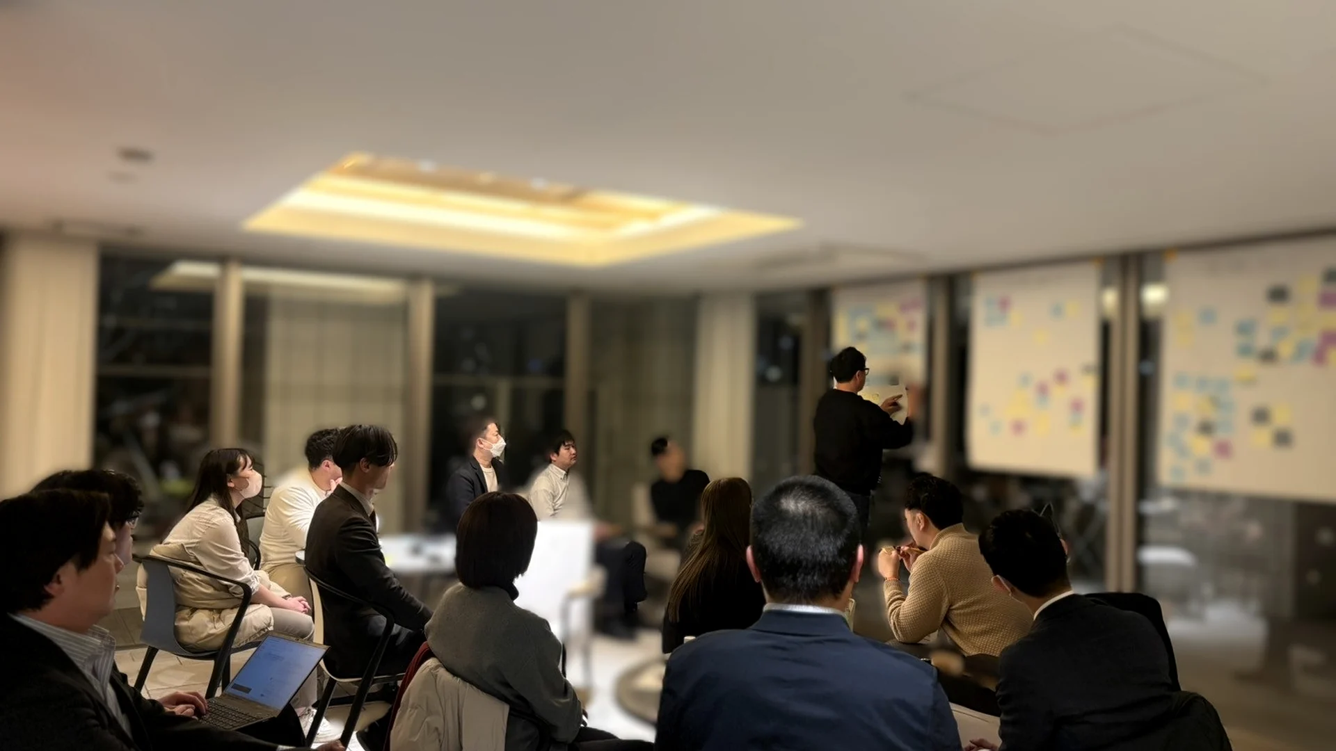 幹部会議での対話 — 言葉が揃う瞬間